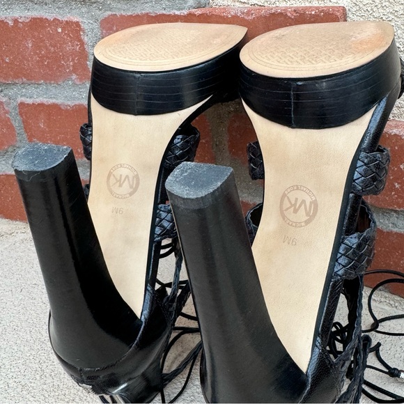 MICHAEL KORS “MONTEREY” Leather Weave, Back Zip Sandal in Black Sz 9 - Picture 9 of 12